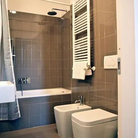 Aliflora Apartment *